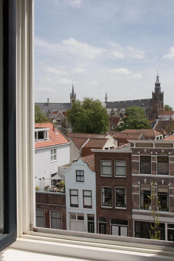 Canal House In Historic City Center Gouda Exteriör bild